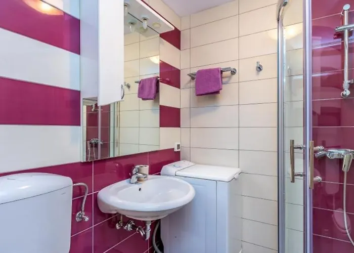 Wunderschoene Mit Privatem Pool, Klima, Wlan Tatil Evi *