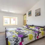 別荘 Wunderschoene Mit Privatem Pool, Klima, Wlan Valtura