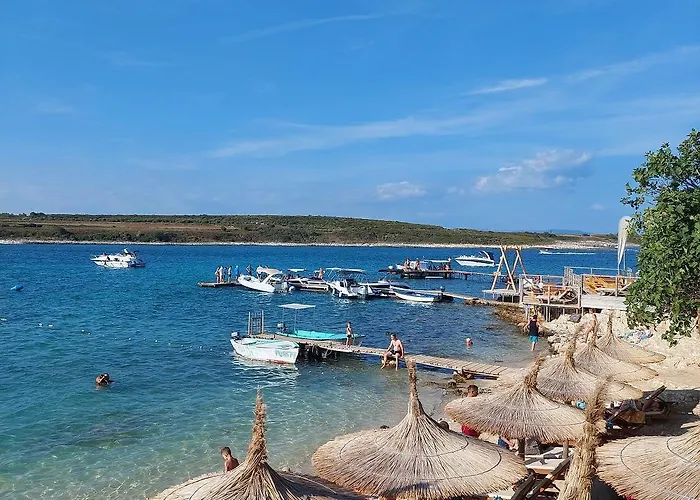 Wunderschoene Mit Privatem Pool, Klima, Wlan בית נופש *